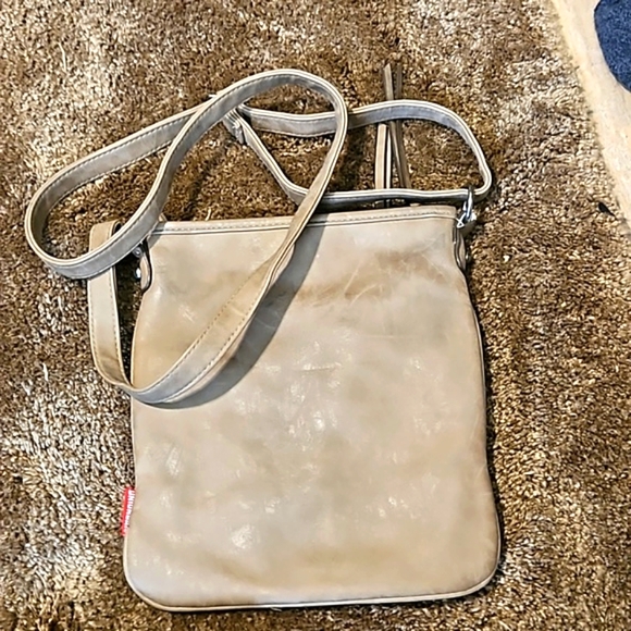 New Unionbay Spring Vegan Tan 9x10 Crossbody front pockets Limited Edition 90s - Picture 4 of 5